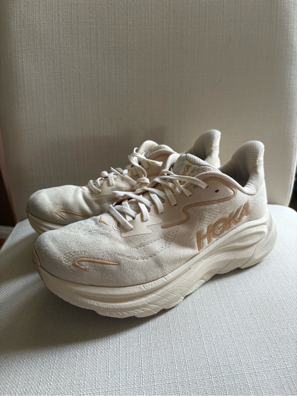 Women's HOKA Clifton 10 Vanilla/Birch Running Shoes Size 9.5 B